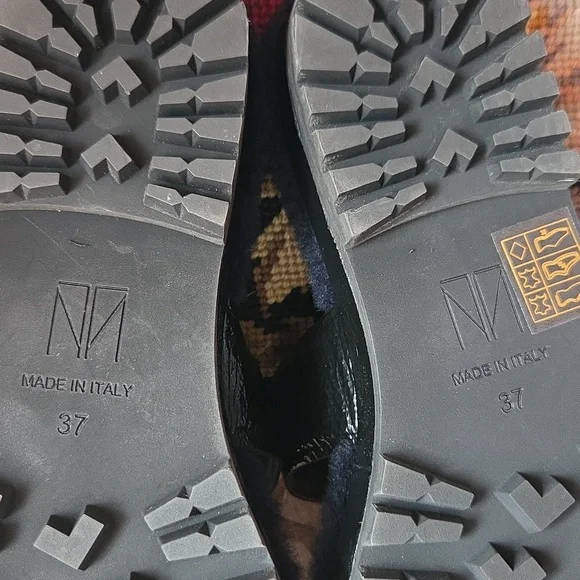 Tamara Mellon Black Women's Sandals - Picture 6 of 7